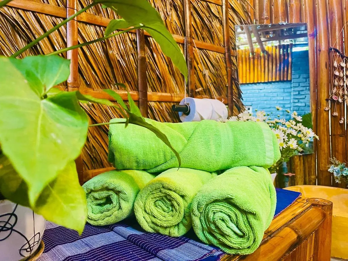 Under The Coconut Tree Hoi An Homestay 0*,
