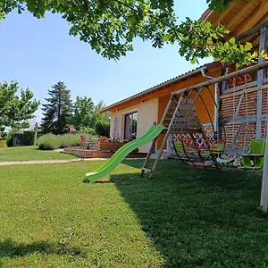 Avec Terrasse Au Calme Appartement Jayat