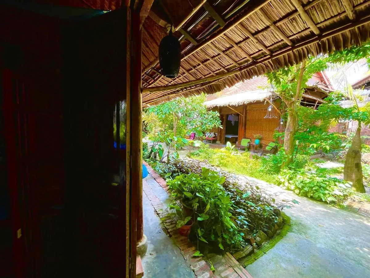Under The Coconut Tree Hoi An Homestay
